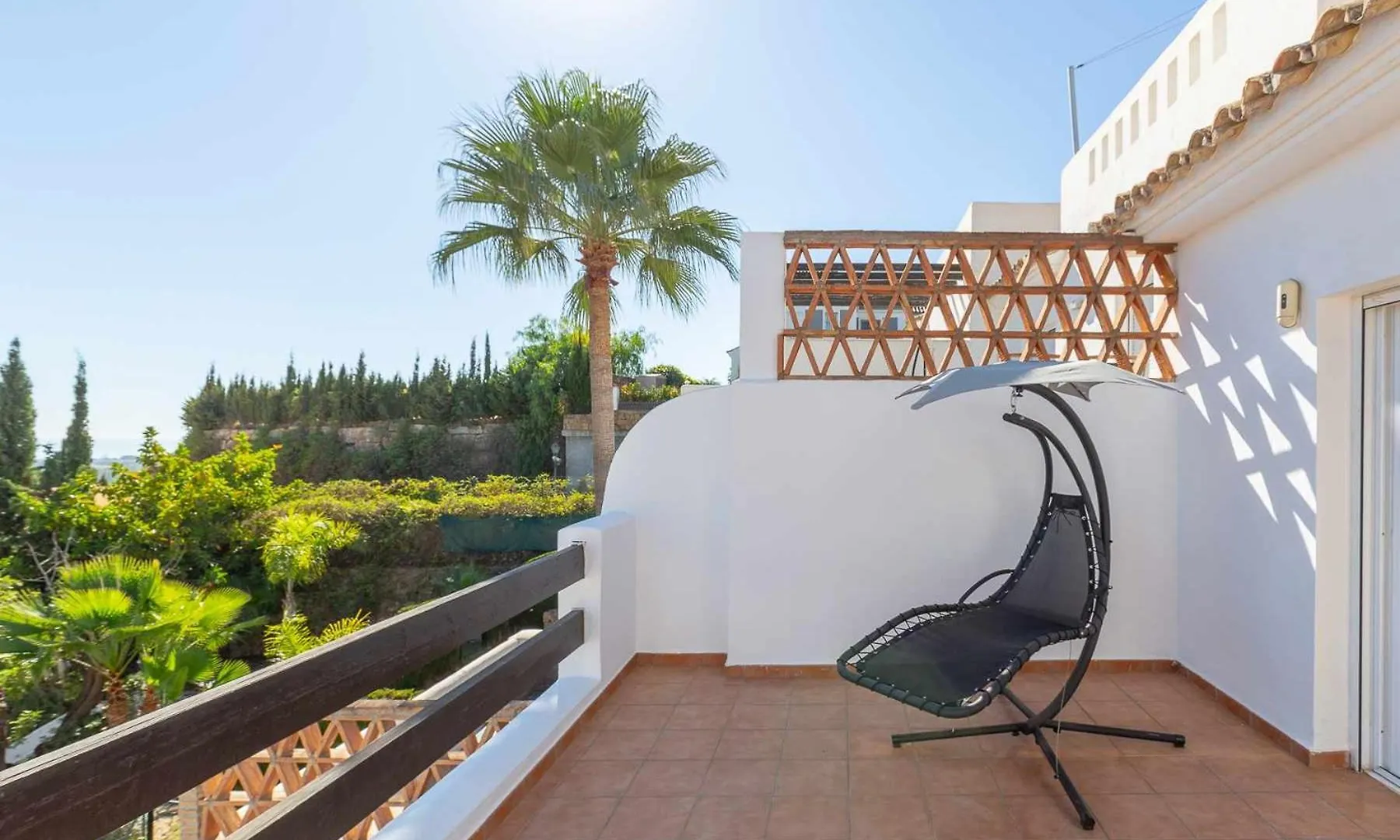 Espectacular Atico Con Impresionantes Vistas Mar Apartment Benahavis Spain