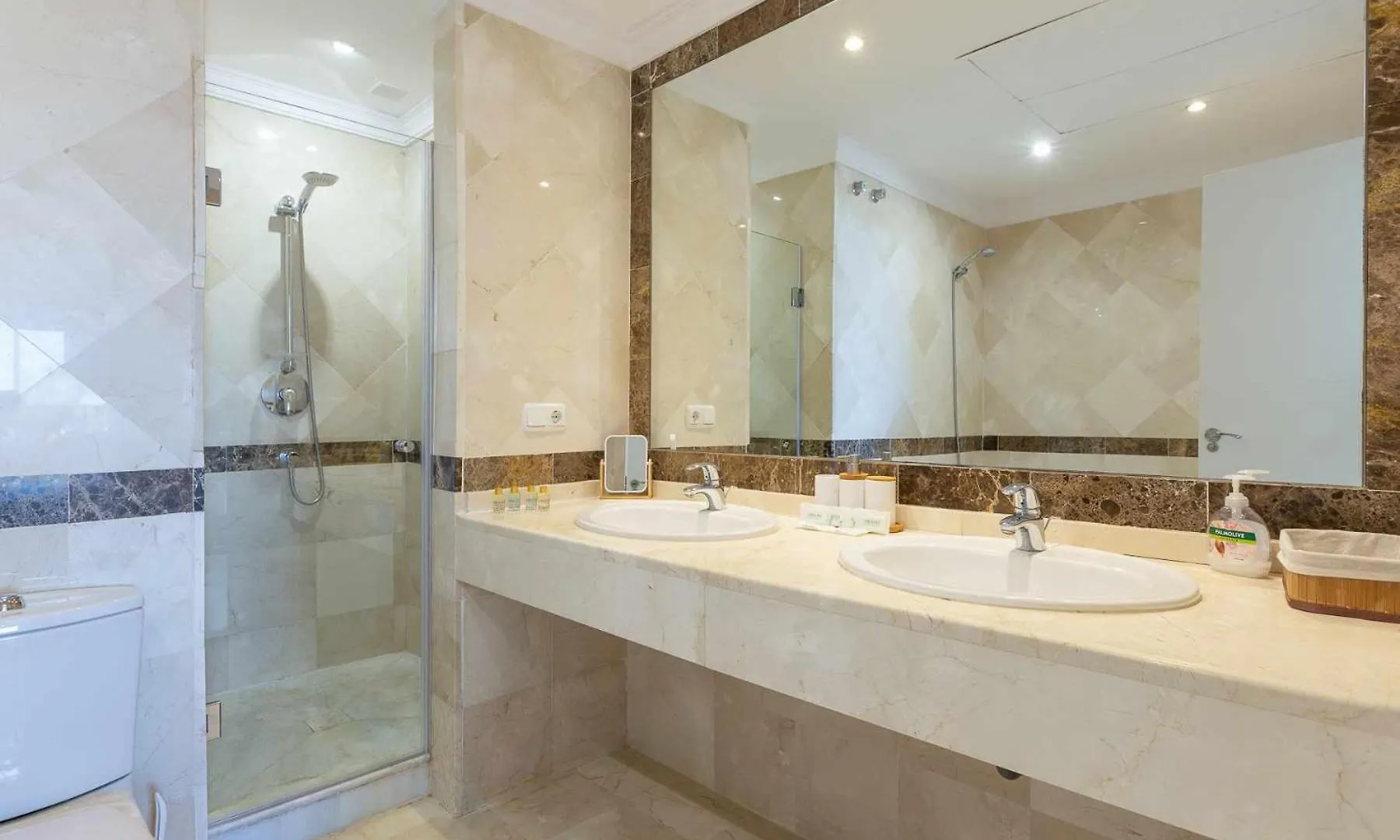 Espectacular Atico Con Impresionantes Vistas Mar Apartment Benahavis
