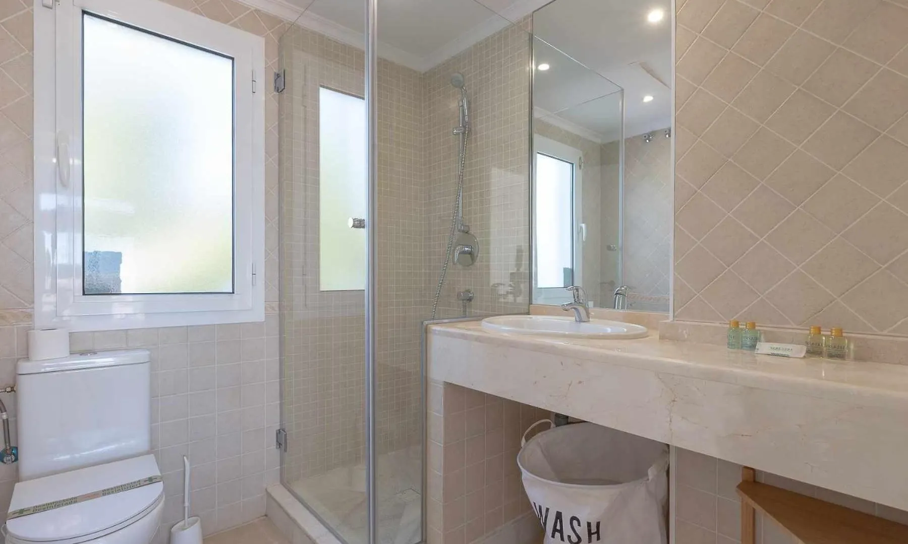 Espectacular Atico Con Impresionantes Vistas Mar Apartment Benahavis